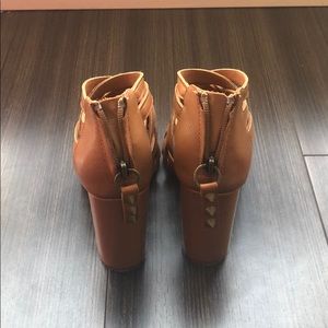 Ash Camel Leather Strap Sandals